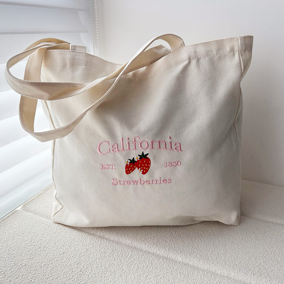 Street Fashion California - キャリパー-女性用の再利用可能なキャンバスバッグ,ヴィンテージ刺繍入りレディースバッグ,美的,ストリートファッション,90年代