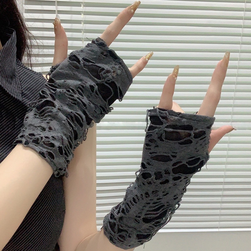 Street Fashion Outfit Girl - Yueqiuガールズ風オルタナティブファッション、破れ加工メッシュ日焼け止めアームスリーブ、春秋用ショートフィンガーレスグローブ、Y2Kグランジ風中空ハンドカフ、ホットガールストリートファッションに最適