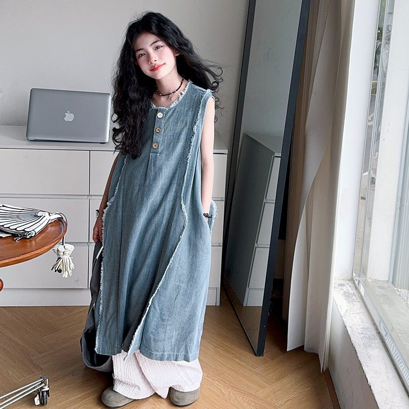 Street Fashion Girl - ルーズスタイル子供高級夏のデニムドレス十代の少女のためのハイファッションストリート衣装子供カジュアルノースリーブジーンズドレス