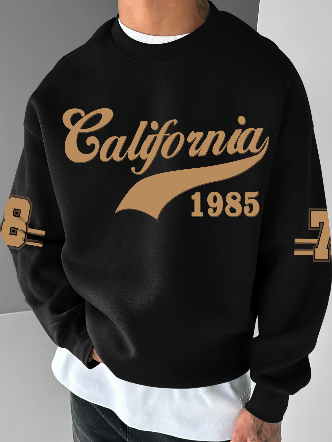 Street Fashion California - メンズ、レディース、ファッションスウェットシャツ。カリフォルニア1985年、ヴィンテージ風のレタープリント。アメリカンレトロストリートスタイル。オーバーサイズ。S～XXL。