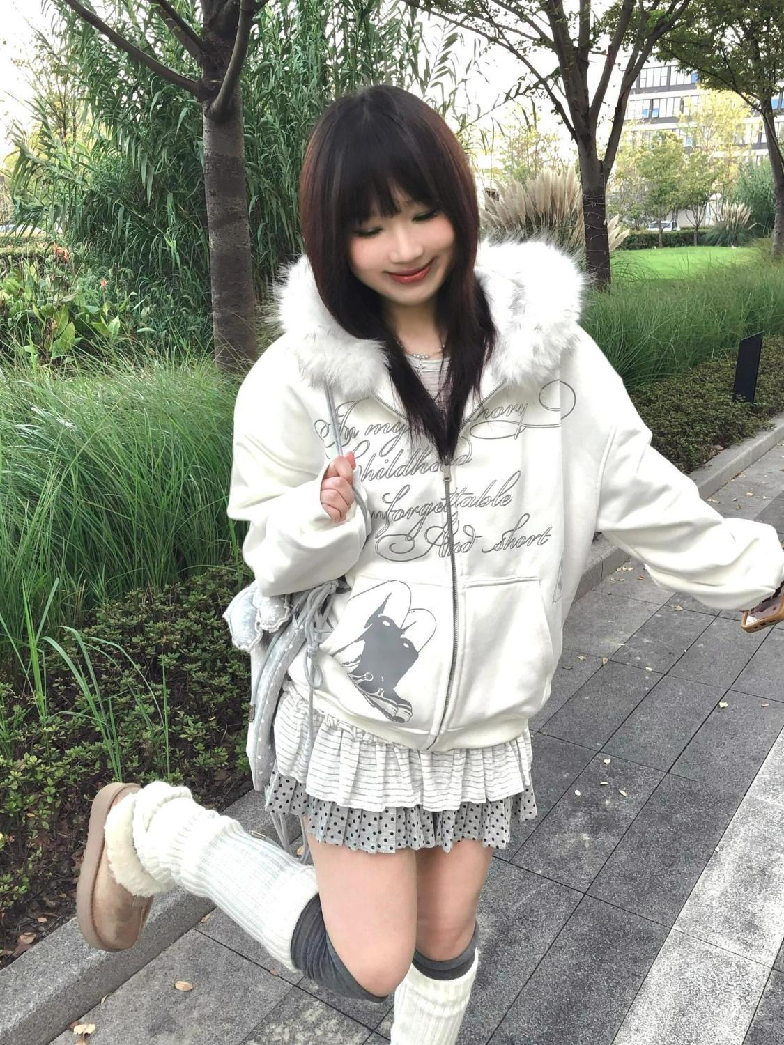 ホワイトY2Kコート レディース 冬服 かわいい レタープリ - Street Fashion Zip Up Hoodie のレビューと価格