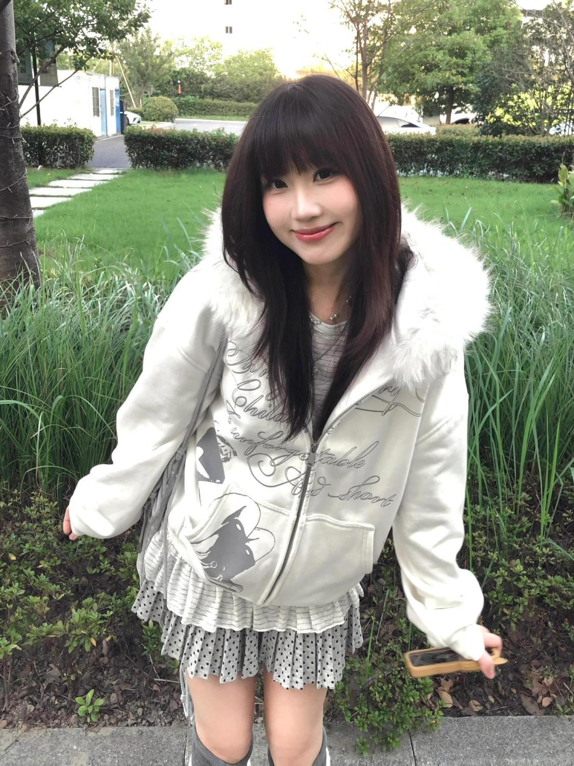 ホワイトY2Kコート レディース 冬服 かわいい レタープリ - Street Fashion Zip Up Hoodie のレビューと価格