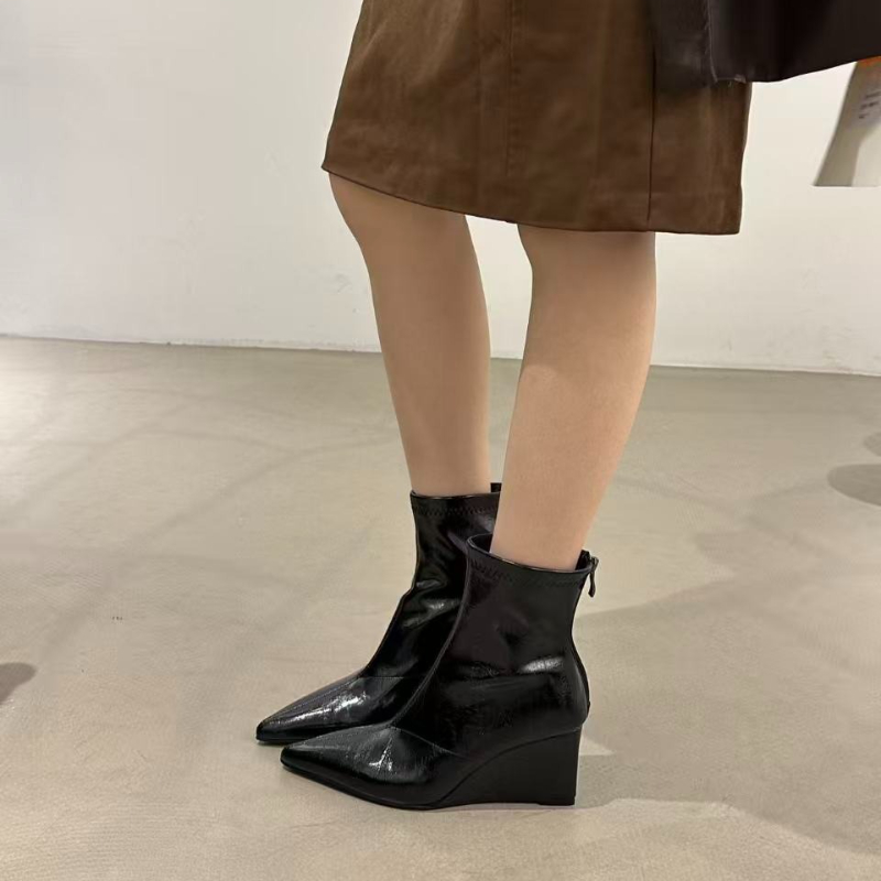 秋冬ヴィンテージウェゲスヒール女性アンクルブーツファッション - Street Fashion Female のレビューと価格
