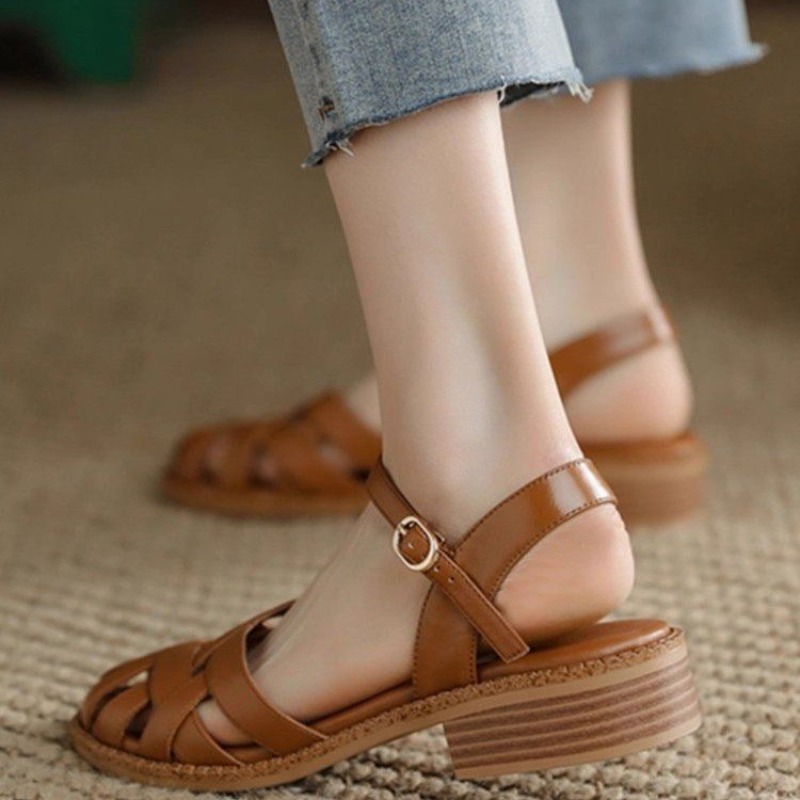 靴女性 2025 バックルストラップ女性のサンダルファッショ - Street Fashion Female のレビューと価格