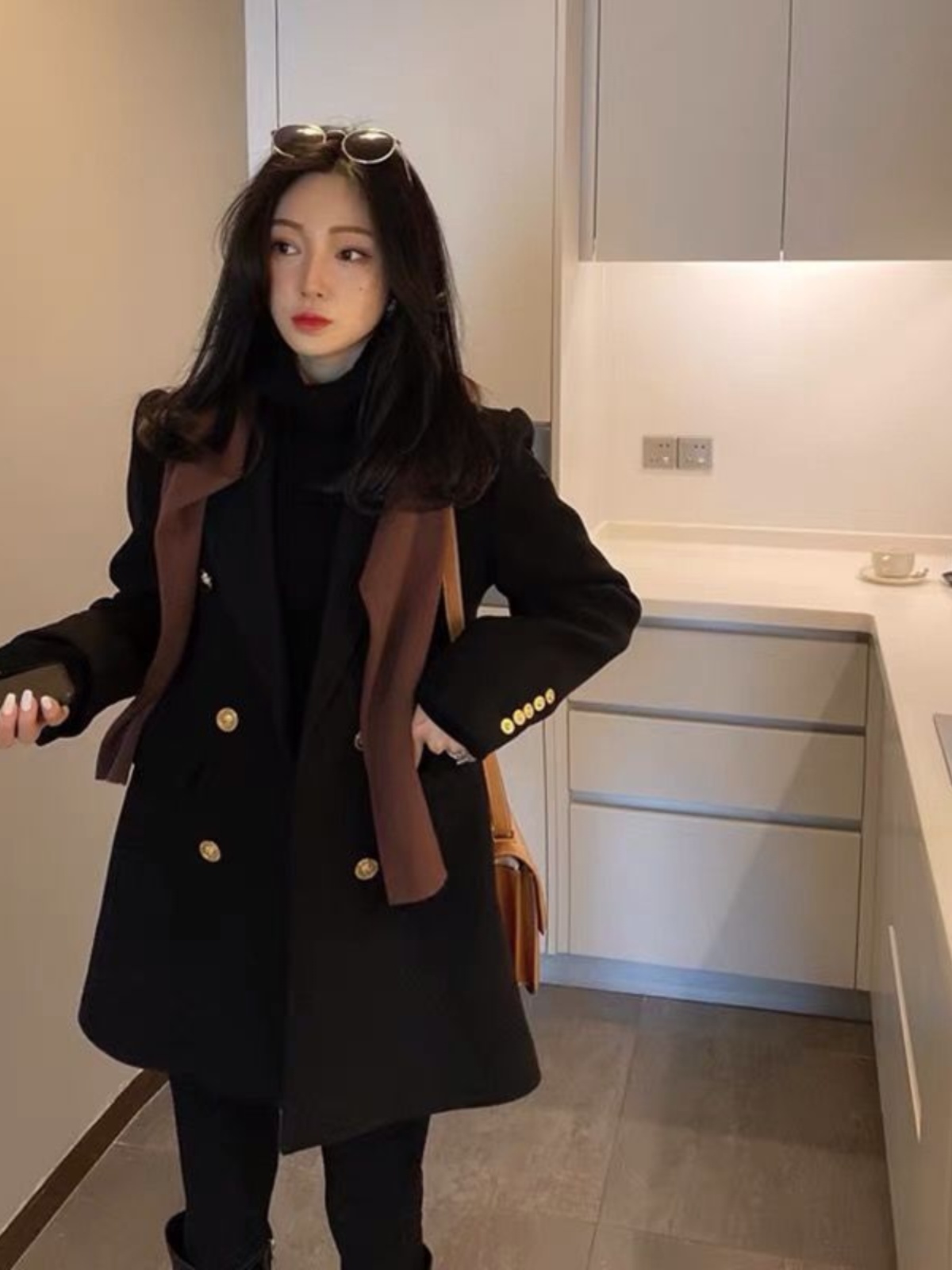 プラスサイズ女性向け、スリムに見せるスーツジャケット。高級感 - Street Fashion Girl のレビューと価格